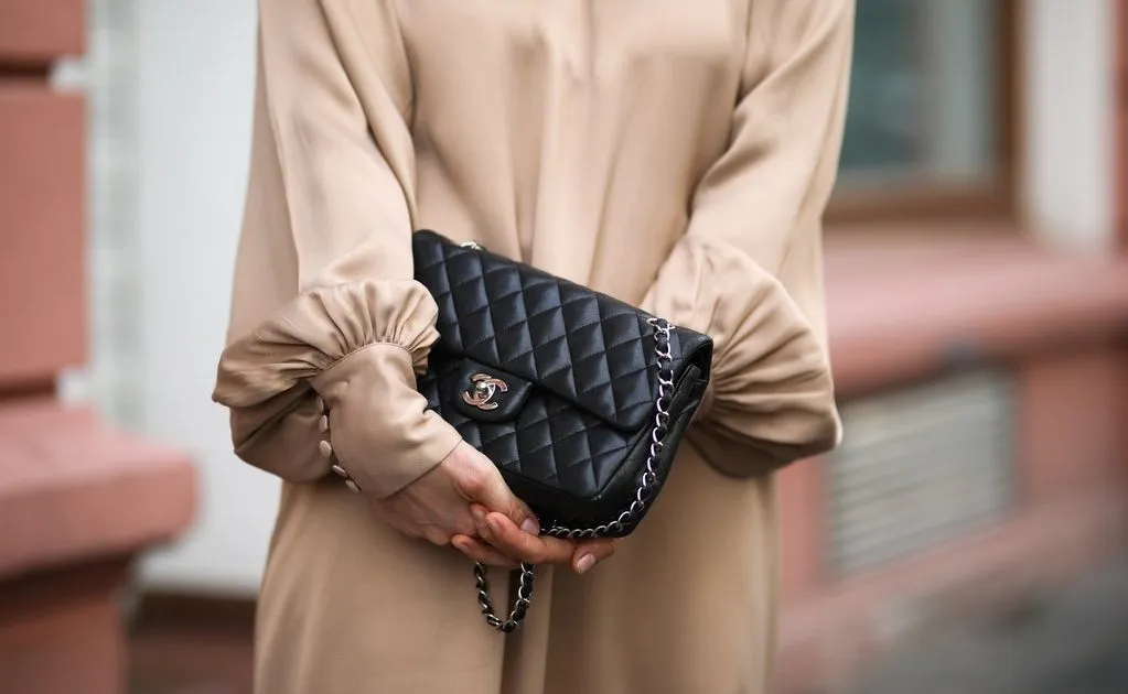 Túi Xách Chanel Classic Super Màu Đen Da Caviar Size 26cm